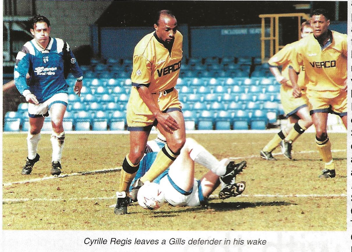 1995 03 29 Gillingham CL A 03 Cyrille Regis