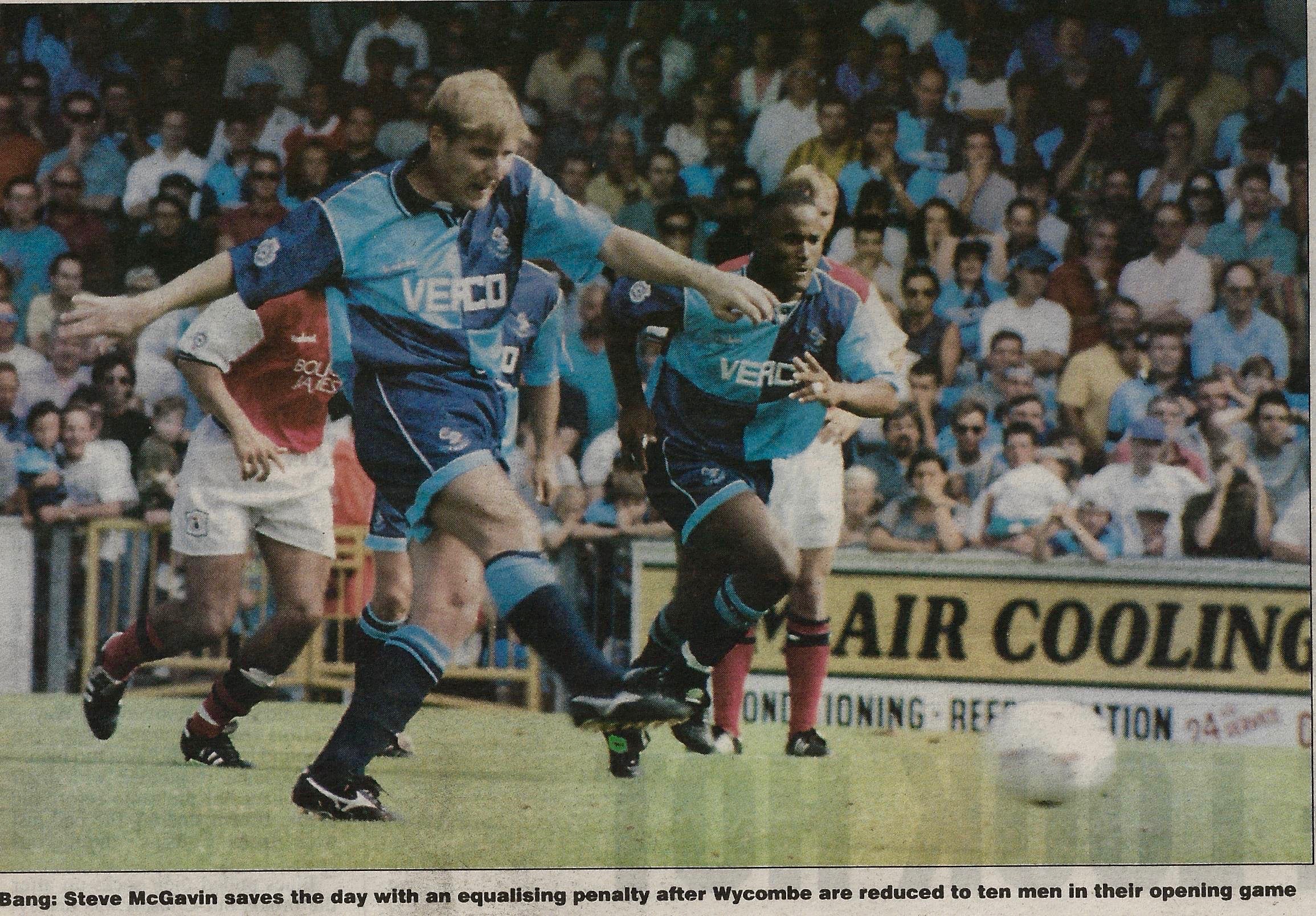 1995 08 12 Crewe EL2 H 06 Steve McGavin penalty on 72