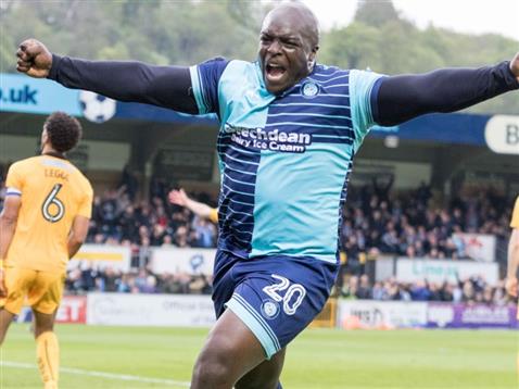 2017 05 06 Cambridge 16 Adebayo Akinfenwa goal1 celebrate