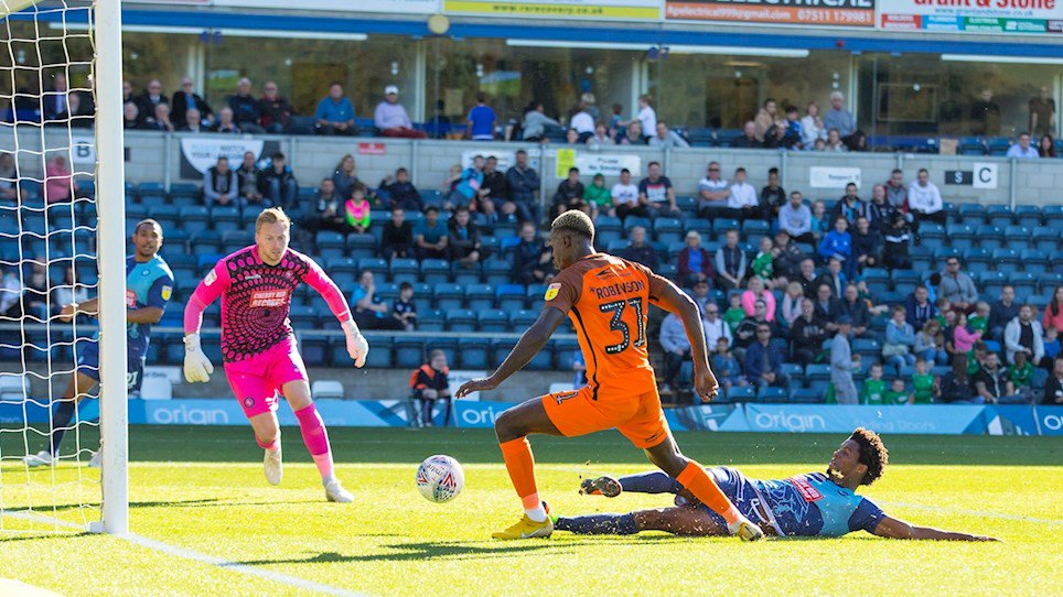 2018 09 29 Southend SBL1 H 26 SU goal1 Theo Robinson