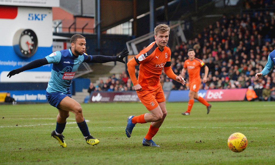 2019 02 09 Luton Town SBL1 A 21 Curtis Thompson+Luke Berry