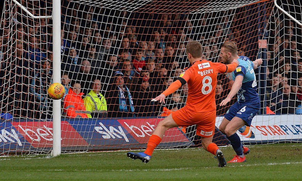 2019 02 09 Luton Town SBL1 A 26 Jason McCarthy+Luke Berry