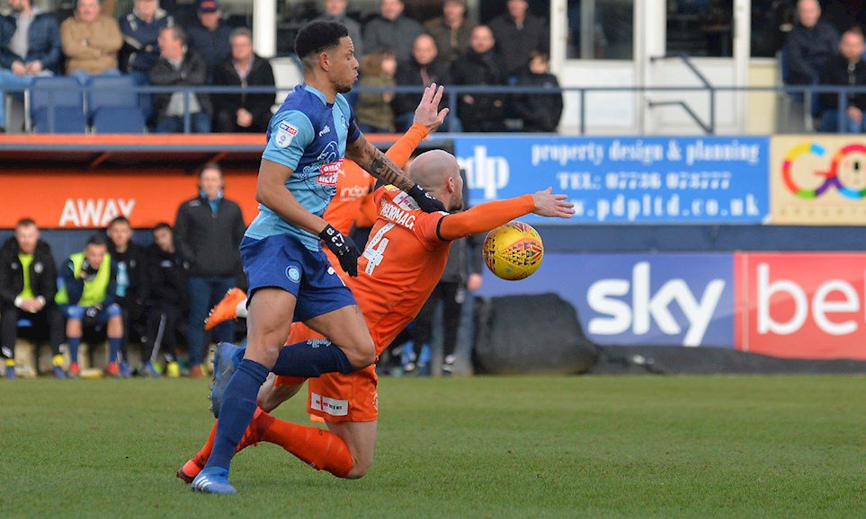 2019 02 09 Luton Town SBL1 A 28 Nathan Tyson+Alan McCormack