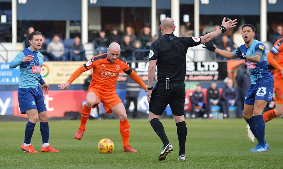 2019 02 09 Luton Town SBL1 A 29 Nathan Tyson+Alan McCormack