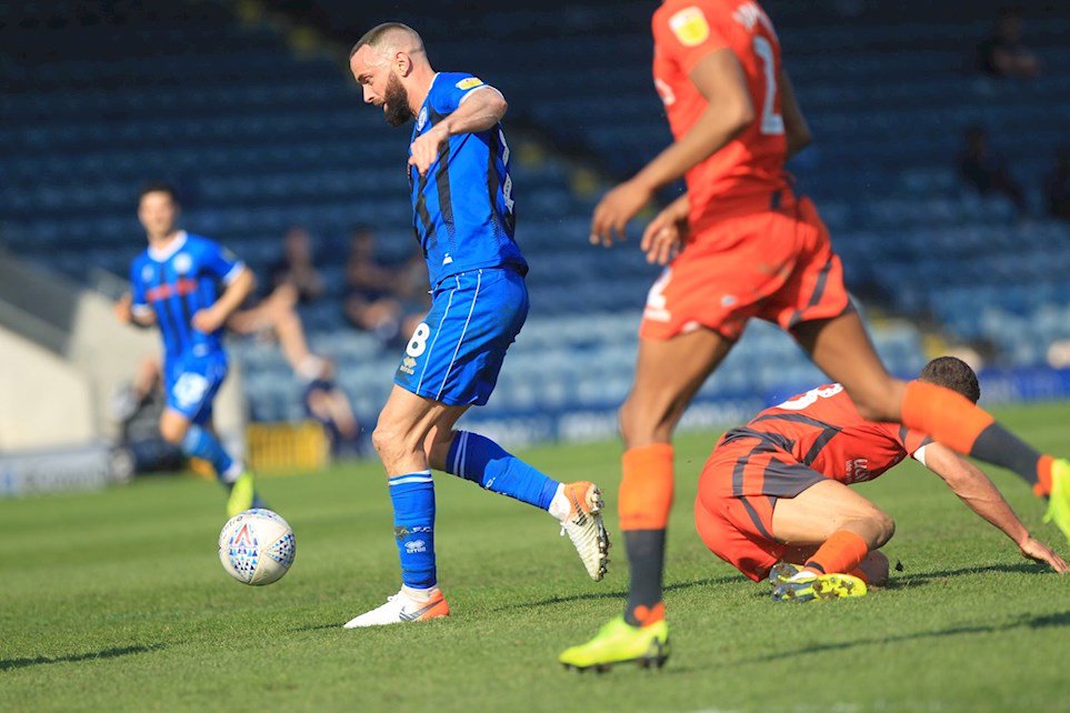 2019 04 19 Rochdale SBL1 A 56 Aaron Wilbraham