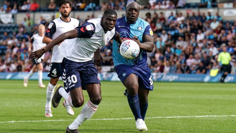 2019 08 03 Bolton SBL1 H 125 Adebayo Akinfenwa+Yohan Zouma