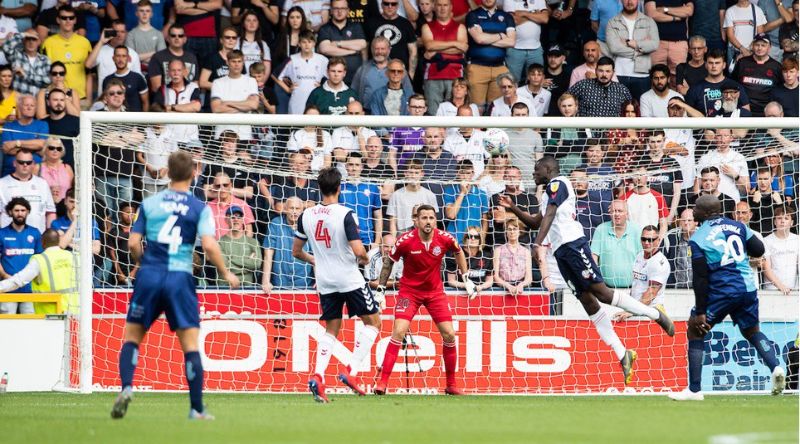 2019 08 03 Bolton SBL1 H 153 Adebayo Akinfenwa+Yohan Zouma