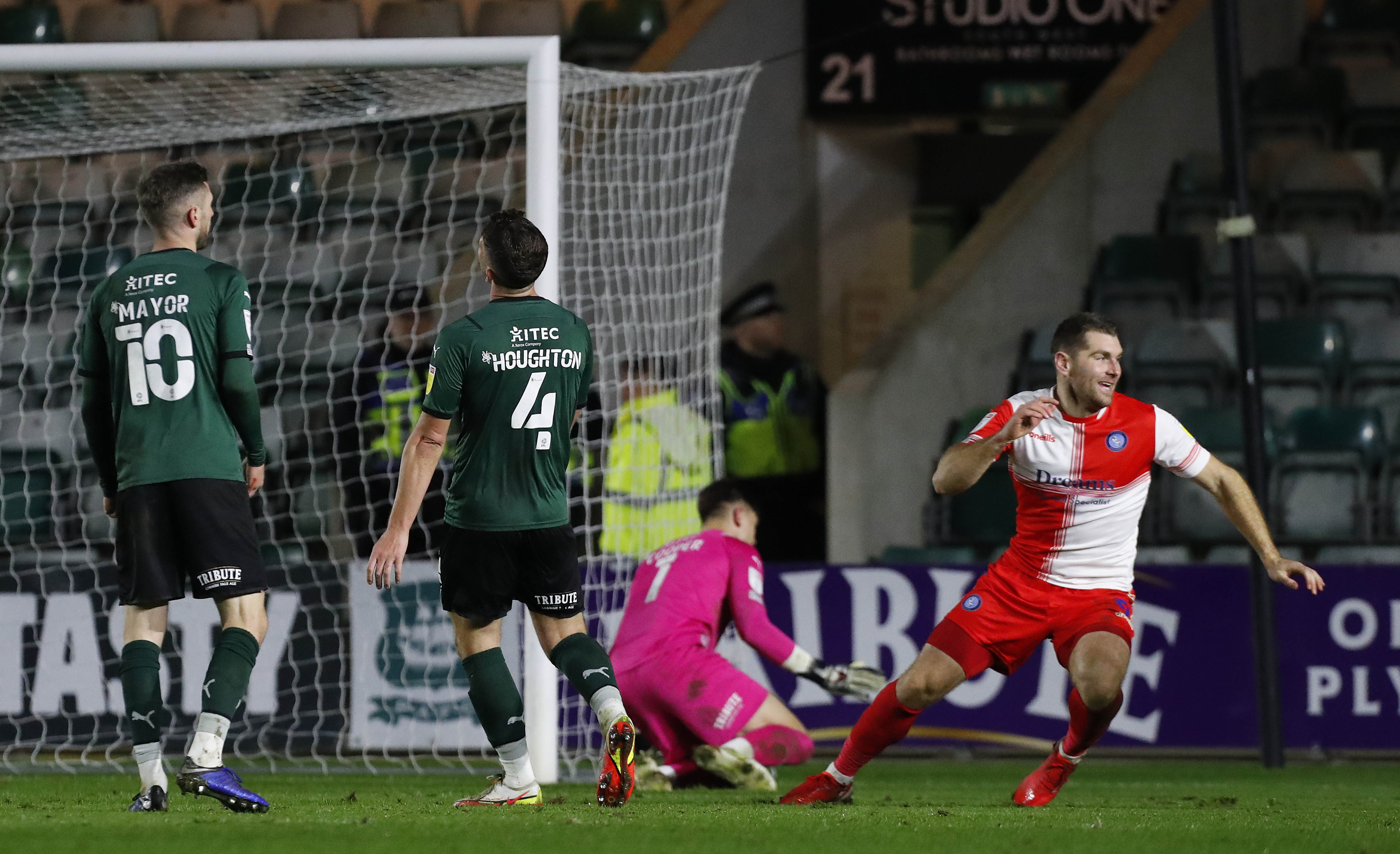 2021 11 23 Plymouth SBL1 A 62 Sam Vokes wwgoal1