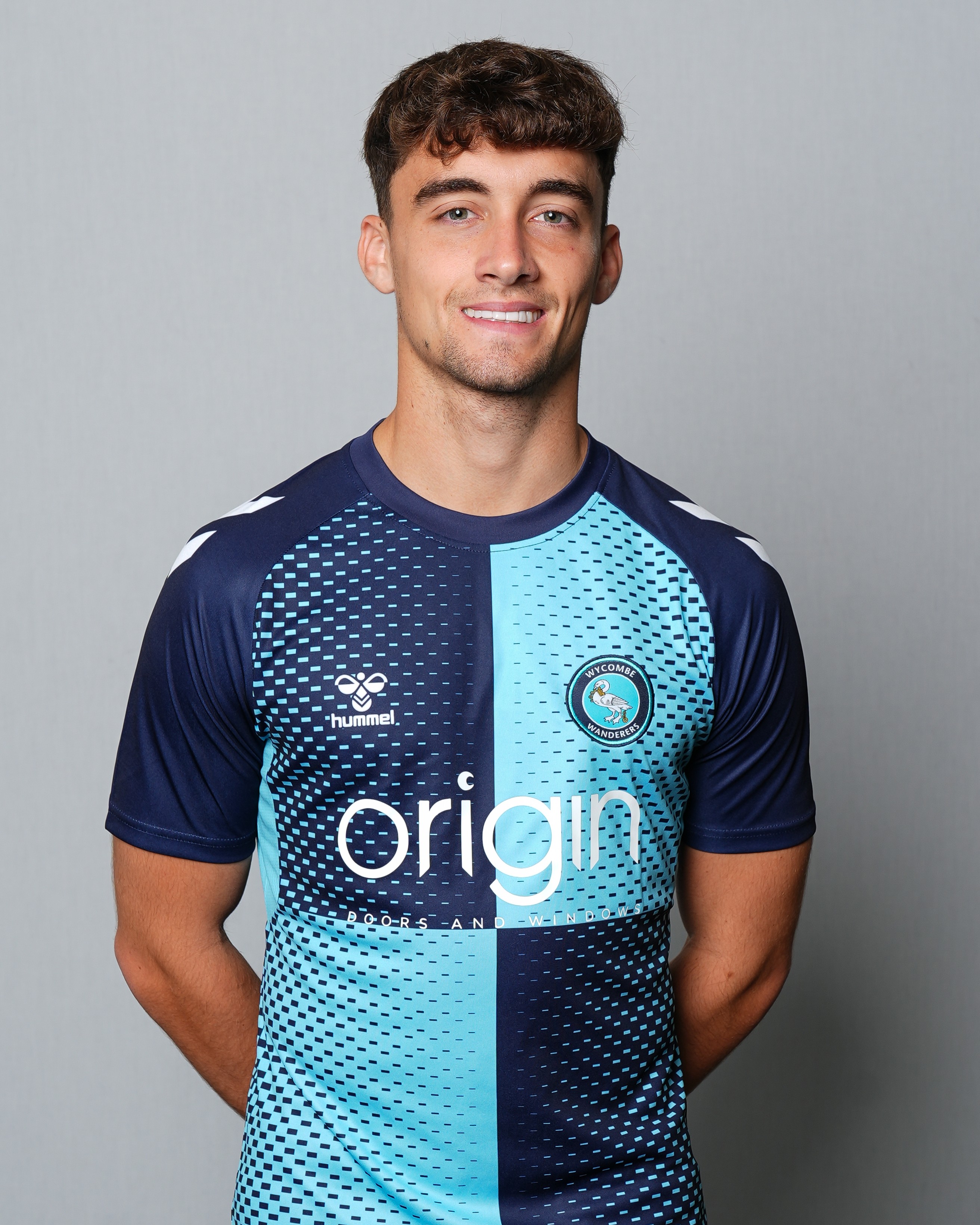 Niall Huggins Signs